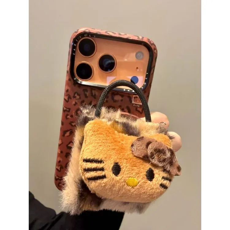 个性ins豹纹毛绒包包猫咪磁吸适用iphone17promax苹果16手机壳15p