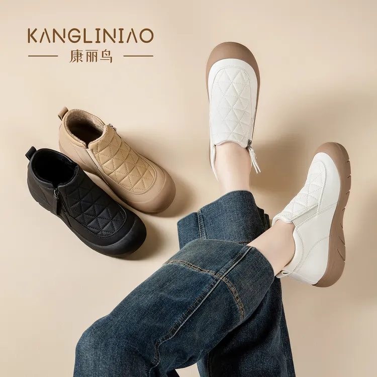 真皮软底妈妈鞋棉鞋加绒雪地靴防水防滑女款中老年短靴2025秋冬款