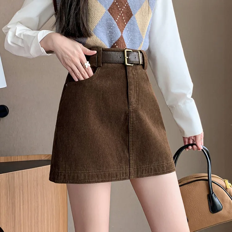 复古灯芯绒半身裙女2025秋冬季新款小个子显瘦包臀a字短裙防走光