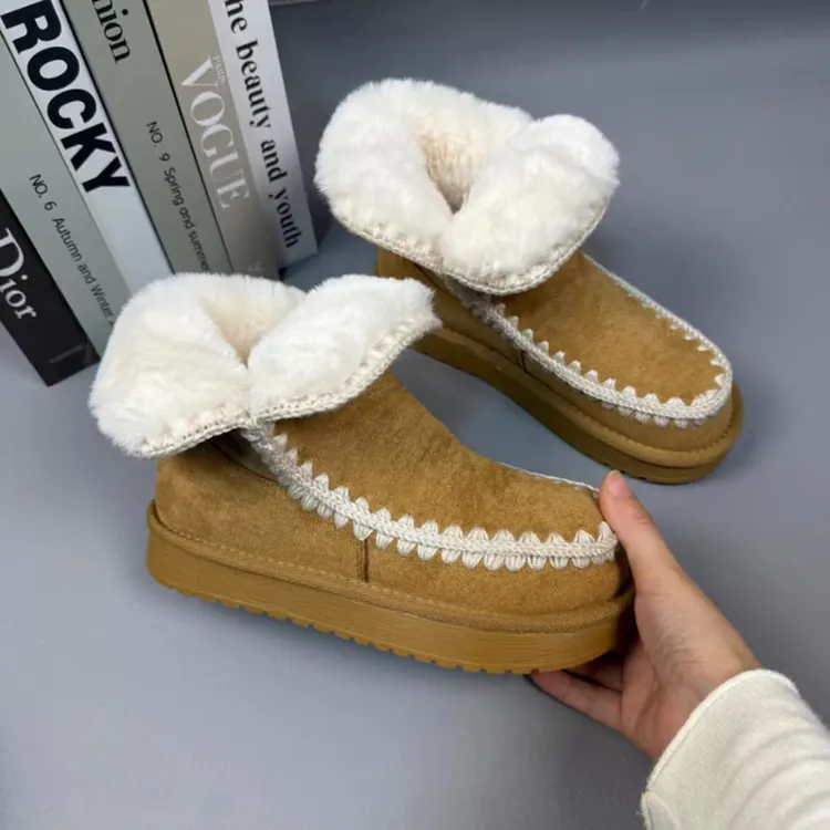 时尚雪地靴女2025冬季新款加绒加厚保暖短筒女靴百搭复古休闲棉靴