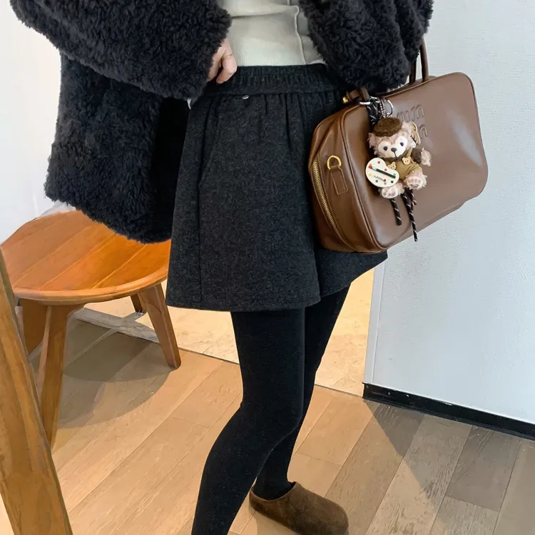 大码女装2025年秋冬新款时尚纯色高级感简约毛呢短裤女显瘦阔腿裤