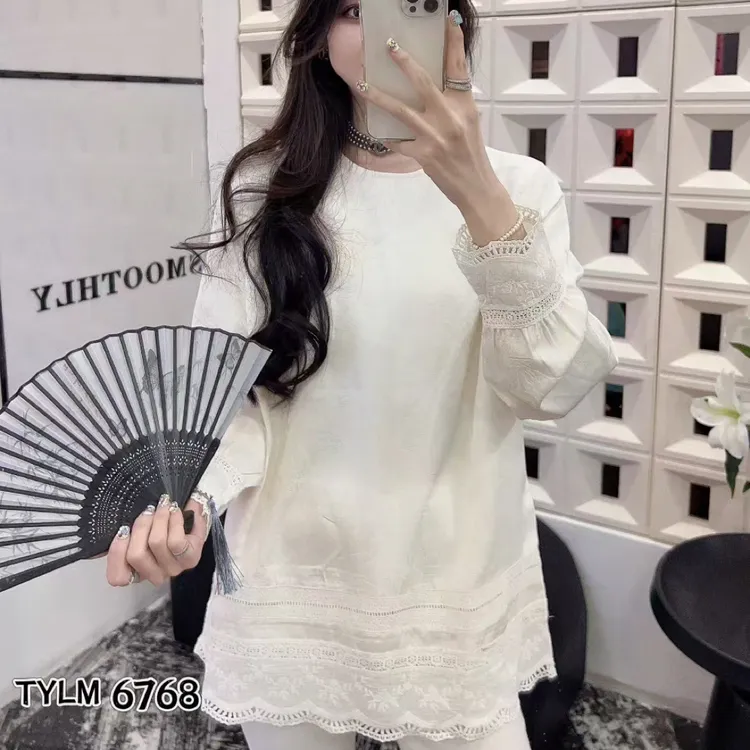 6768蕾丝花边长袖T恤女2025秋冬新款高级感宽松圆领内搭打底上衣