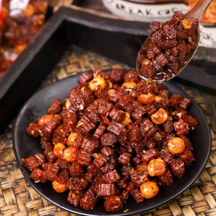 思乡味素牛肉粒辣条香辣儿时解馋小零食经典童年辣味小吃休闲食品