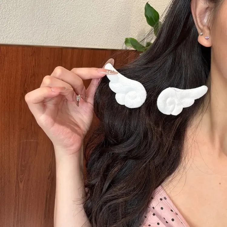 魔法少女百变小樱韩系ins设计感少女天使翅膀毛绒发卡Y2K个性发饰