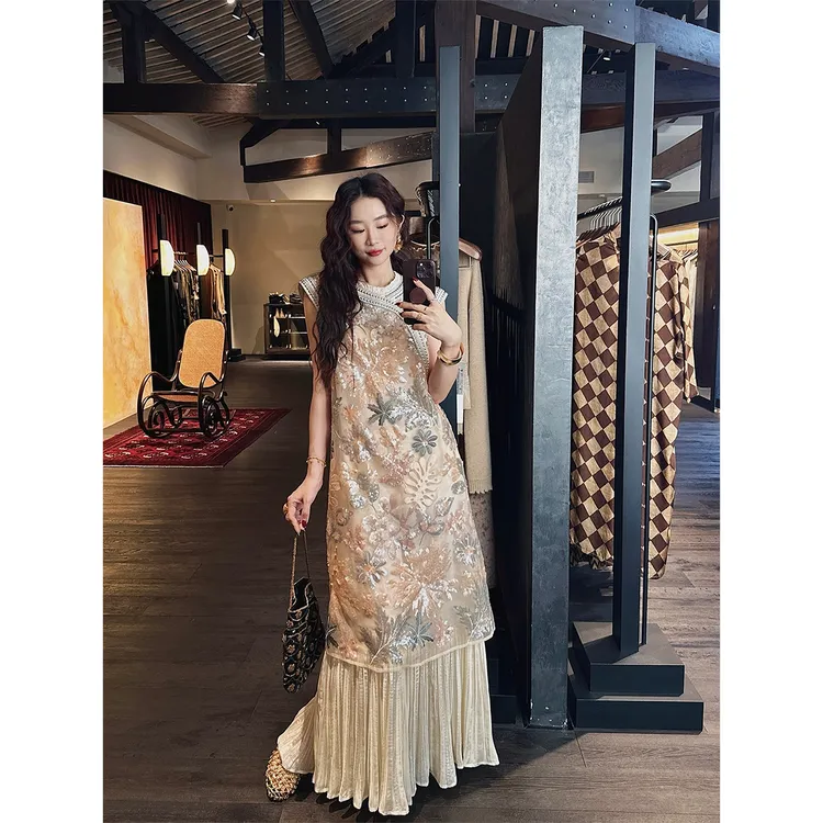 三吉黑花【凝妆】新中式国风连衣裙子2025新款重工绣花背心旗袍裙