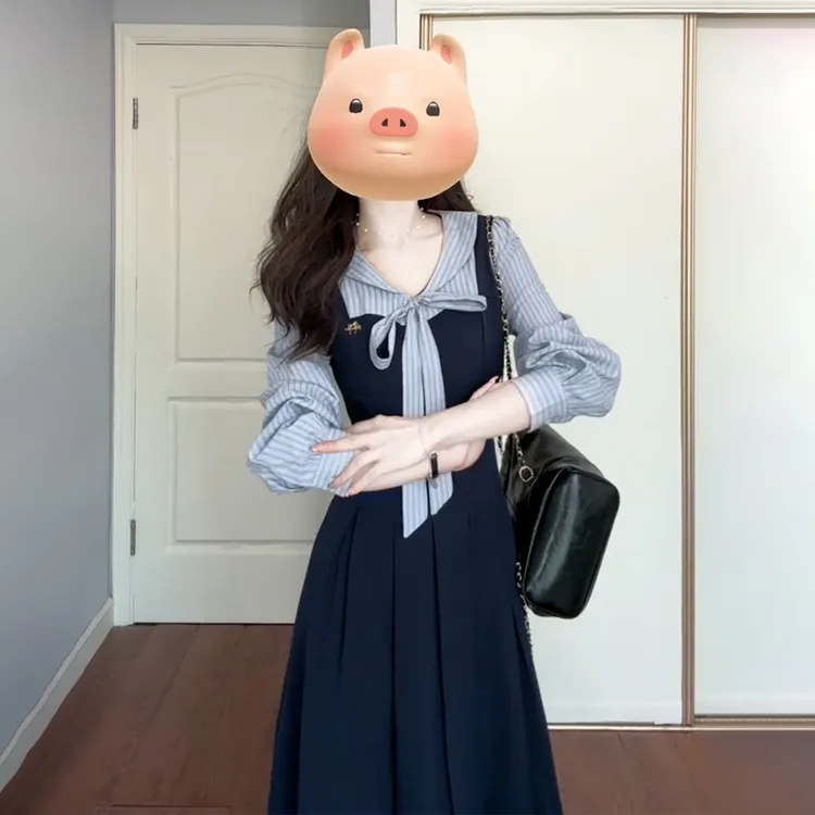 法式假两件蓝色长袖连衣裙子女2025早秋新款小个子学院风漂亮长裙