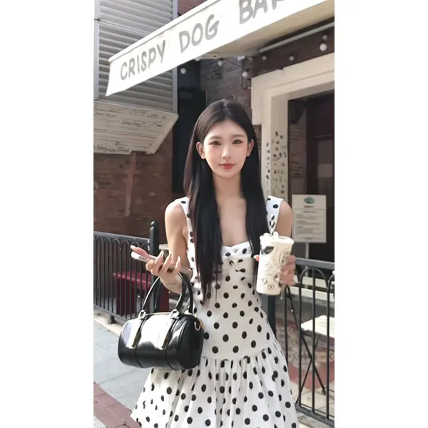 2025年韩系夏季新款女装小众时尚气质小个子短款波点连衣裙 