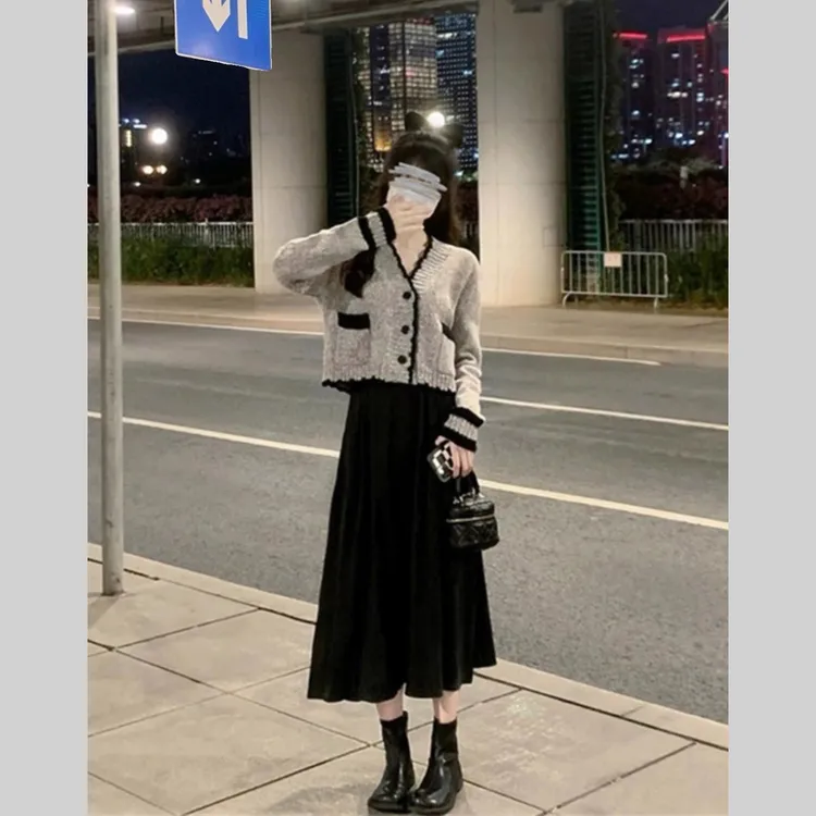 法式温柔套装哺乳连衣裙通勤工装秋季显瘦辣妈款外出产后喂奶衣服
