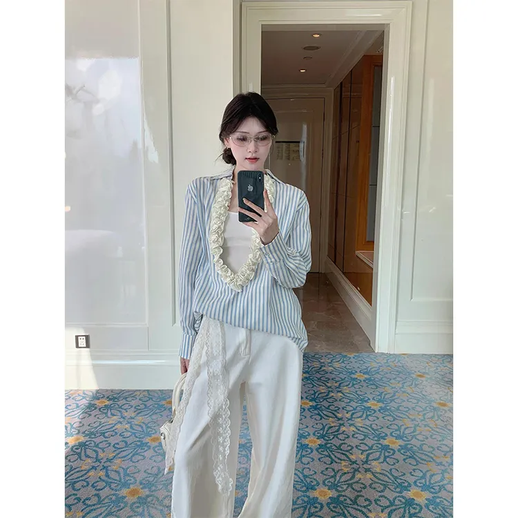 洋气休闲装V领花边蓝白条纹长袖衬衫女高腰蕾丝拼接休闲阔腿裤