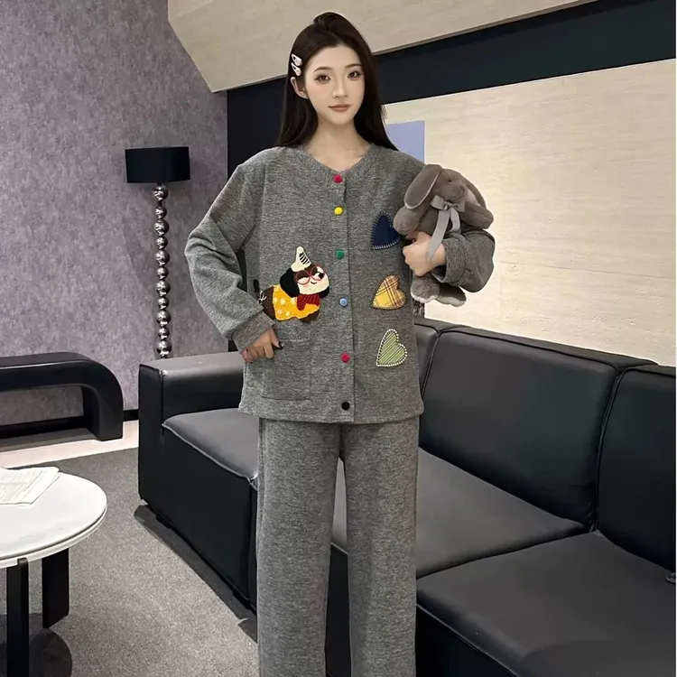 秋冬季双面绒蚕丝羊毛卡通可爱刺绣小狗睡衣女加厚保暖家居服