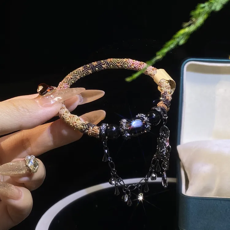 现货非遗编绳立体回纹手镯