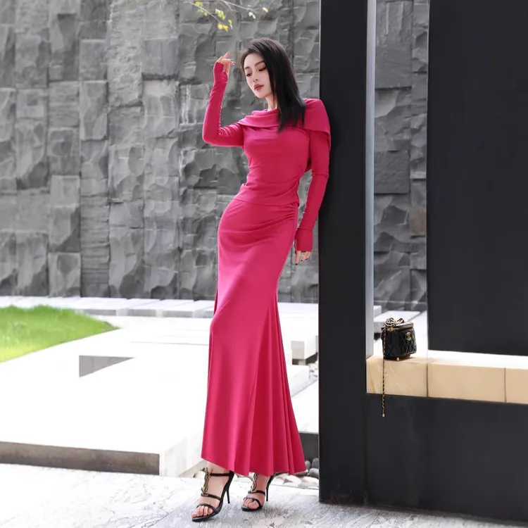 高级感天丝羊毛薄款套装女春季显瘦连帽上衣包臀鱼尾半裙两件套