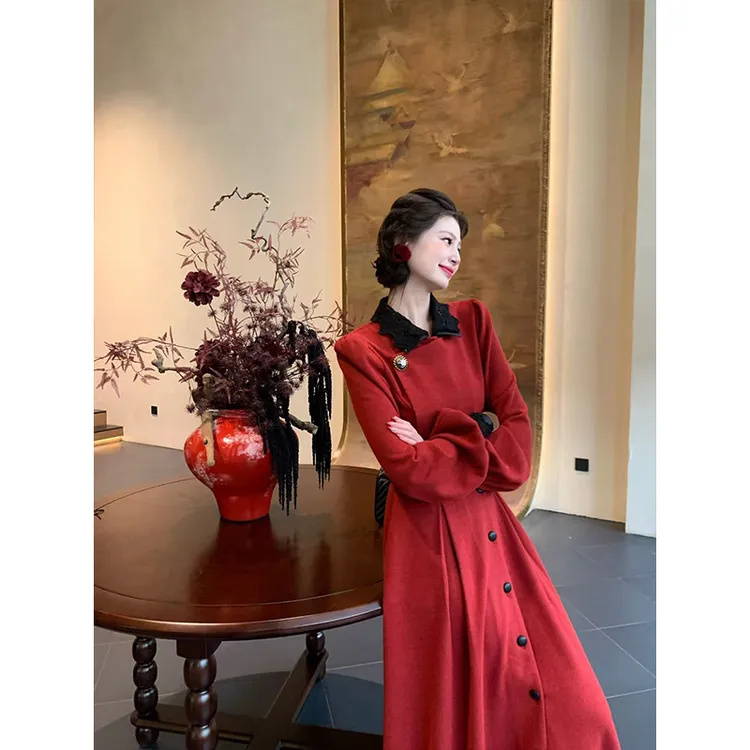 一生罗曼【假日喜悦】秋季新款女法式复古休闲气质显瘦连衣裙L1489