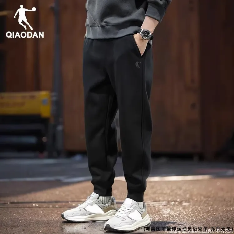 乔丹运动裤男休闲裤针织卫裤2025冬季新款宽松男裤黑休闲跑步长裤