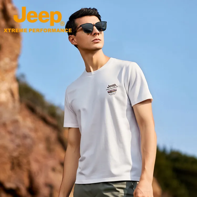 JEEP简约透气圆领运动T恤舒适半袖百搭修身印花老钱冰丝健身短袖