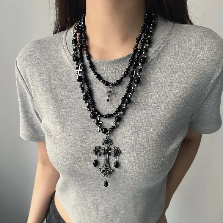 欧美潮流精致百搭黑色珠珠双层十字架项链高级感
