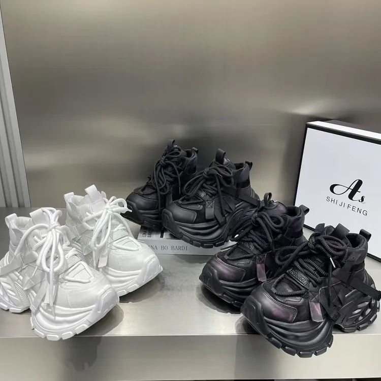 时尚老爹鞋女2025秋冬新款时尚厚底加绒保暖增高百搭运动休闲鞋潮