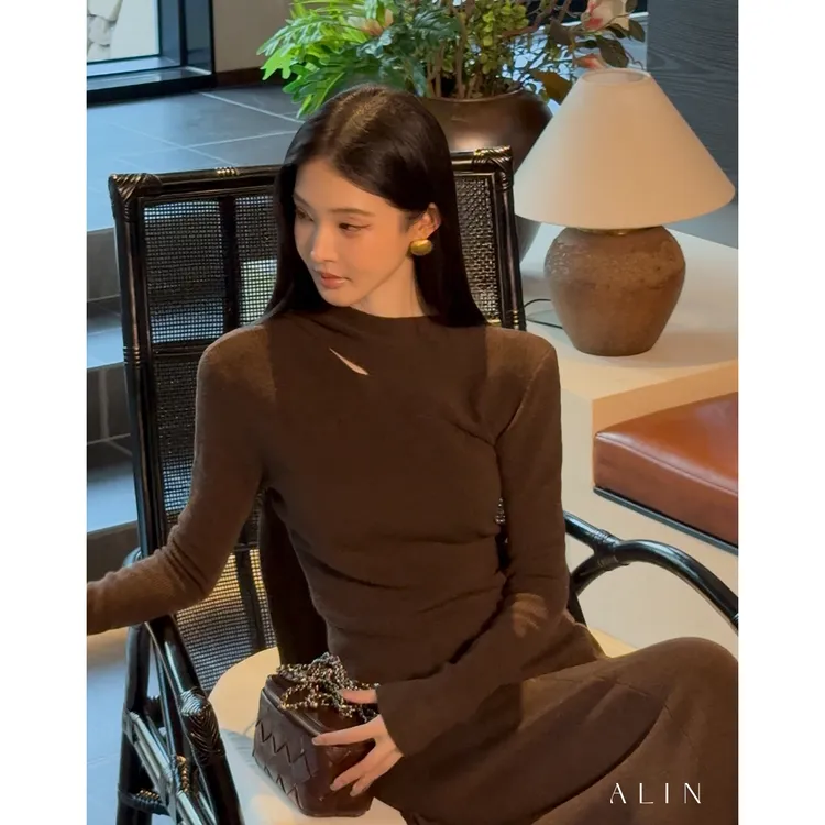 阿琳ALIN【褐影雅韵】绑带设计上衣高腰显瘦半裙羊毛套装女AL5HZZ13