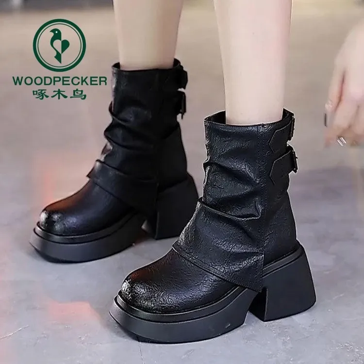 啄木鸟新款时尚松糕厚底马丁靴百搭皮靴显瘦中筒靴堆堆裤管靴女鞋