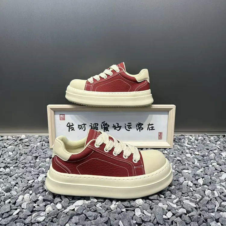 男士小白鞋时尚百搭简约低帮系带舒适软底轻便潮男板鞋休闲鞋 