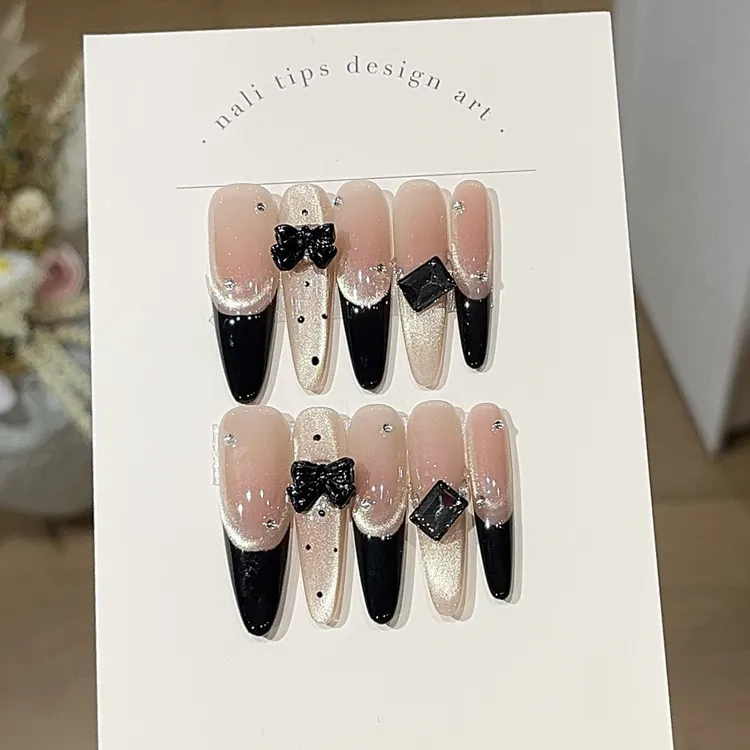 Happiness'/杏福里【暗黑法式】蝴蝶结千金风爆闪香槟金猫眼穿戴甲