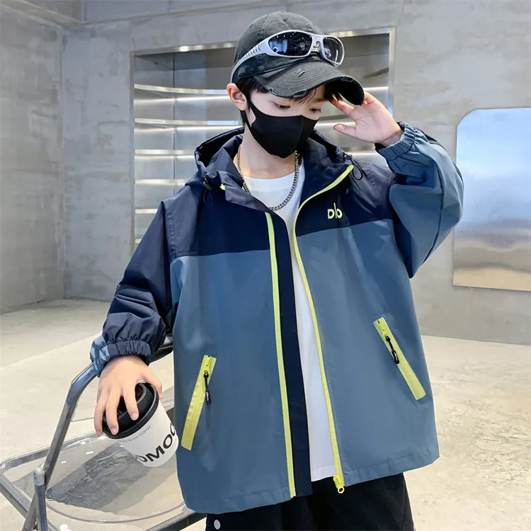 【高品质】男童冲锋衣外套儿童棉服新款秋冬外套2025年秋冬加棉外套