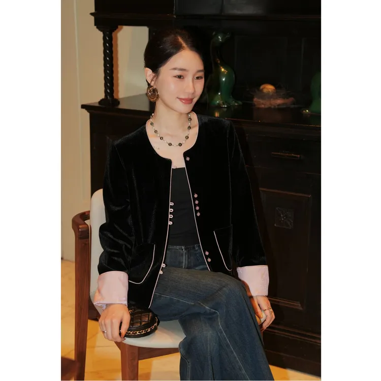 HELA AOMI“国风丝绒 正反两穿”高级感丝绒新中式圆领盘扣短外套