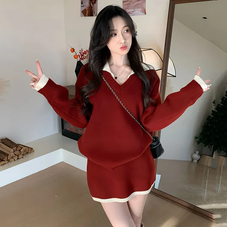 大码红色毛衣针织套装2025秋冬圣诞穿搭一整套翻领上衣短裙两件套
