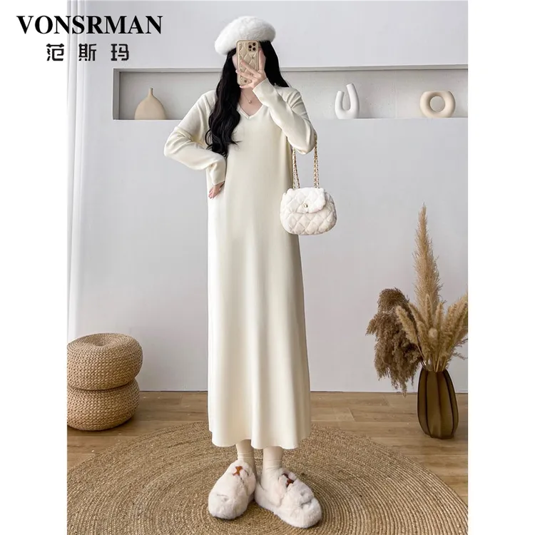 VONSRMAN宽松打底连衣裙女2025秋冬新款时尚搭配大衣气质百搭长裙