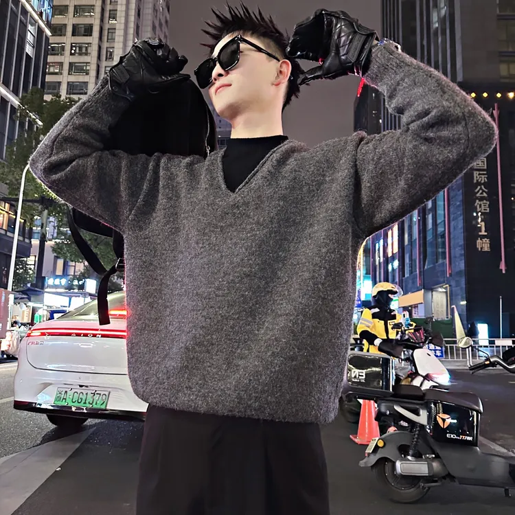 冬季慵懒风假两件V领针织毛衣男爆款潮牌痞帅宽松打底衫内搭男装
