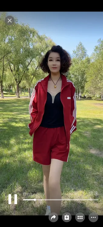 时尚薄款女士夏季短裤与拉链开衫长袖防晒衣套装