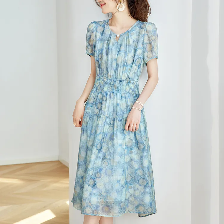 长款大摆裙夏季气质减龄碎花连衣裙轻奢高级感收腰雪纺长裙子新款