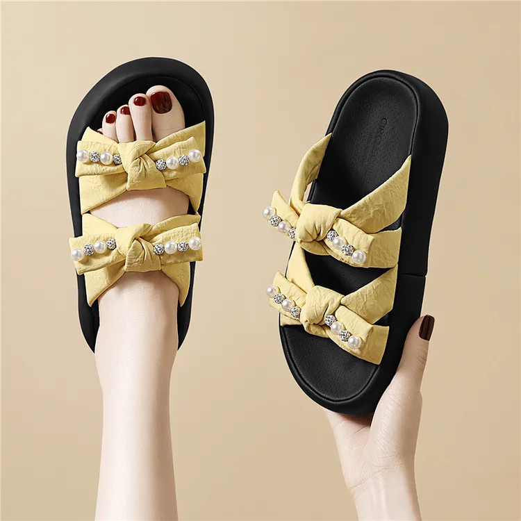 时尚凉拖鞋女外穿2025夏季新款韩版小珍珠配裙子厚底沙滩凉拖鞋女