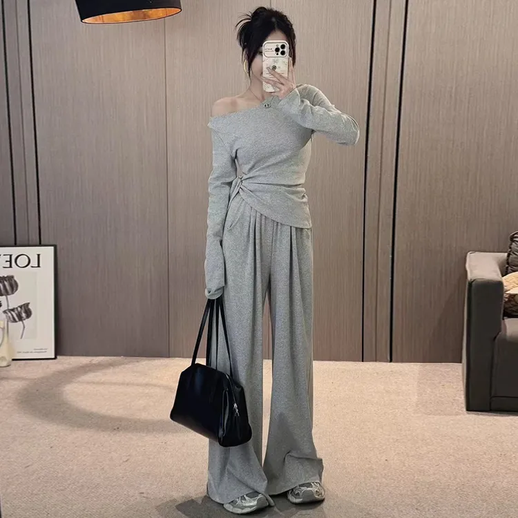 官图 春秋不规则斜领露肩掐腰设计感上衣长袖T恤休闲阔腿裤两件套