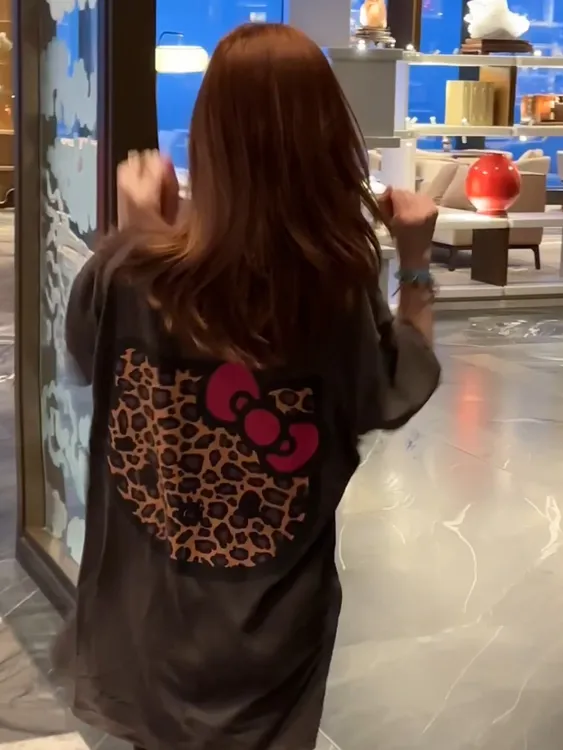 【BORAKOO】韩系甜酷~Kitty卡通印花T恤