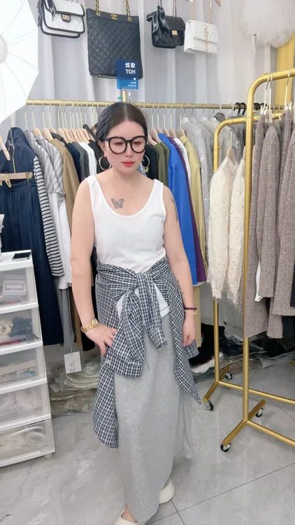 2025夏季早秋新款休闲背心半身裙格子衬衫宽松显瘦套装三件套ins