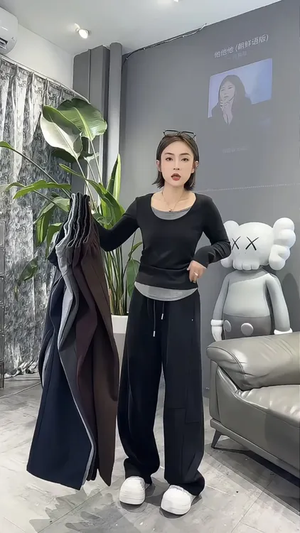 欧货韩系抽绳松紧腰弯刀运动裤女2025秋季新款休闲阔腿拖地卫裤潮