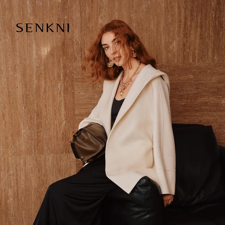 SENKNI/圣可尼 2025秋季新款连帽羊驼大衣中长款外套S104202OG