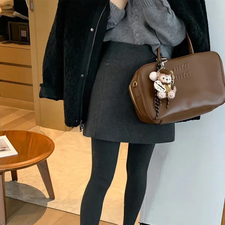 2025年秋冬新款大码高腰休闲半身裙女胖妹妹mm显瘦百搭时尚毛呢裙