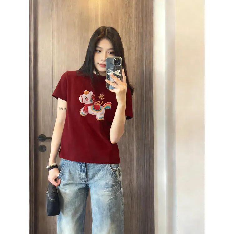 小马印花圆领正肩短袖t恤女2026新款胖mm大码穿搭洋气遮肚子上衣