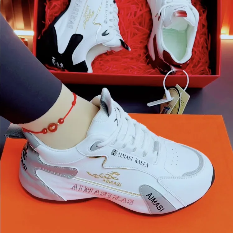 【皮面加绒】秋冬男女款时尚休闲鞋防滑耐磨软底舒适运动鞋8833