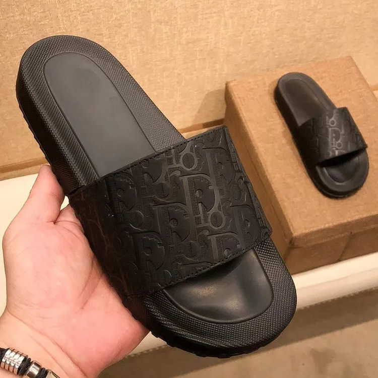 正确版老花字母男士拖鞋夏季外穿2025新款踩屎感可外穿凉拖
