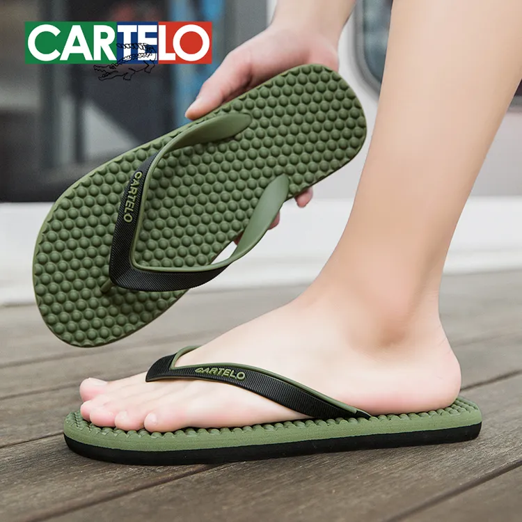 卡帝乐鳄鱼按摩拖鞋男士2025新款休闲外穿防滑软底沙滩夹脚人字拖