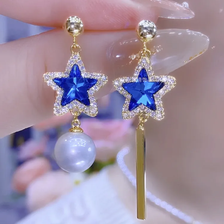 铜合金合成锆石耳饰 甜美百搭气质轻奢优雅星星不对称耳环