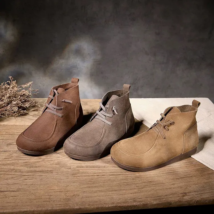 复古平底防滑松紧带前系带冬圆头短靴保暖休闲靴子秋冬