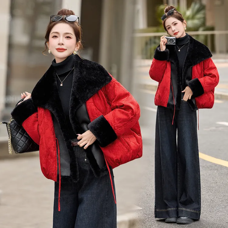 国风冬季保暖羽绒服女款爆款2025新款妈妈冬装外套40-50岁洋气