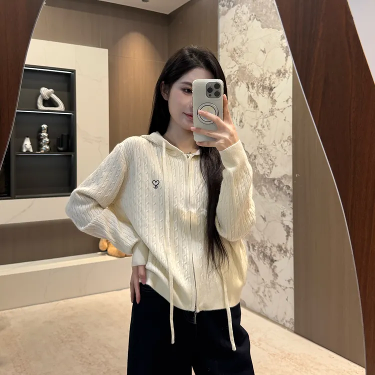 SUMU/宿慕爱心连帽毛衣开衫2025新9-26舒适百搭麻花针织开衫28365