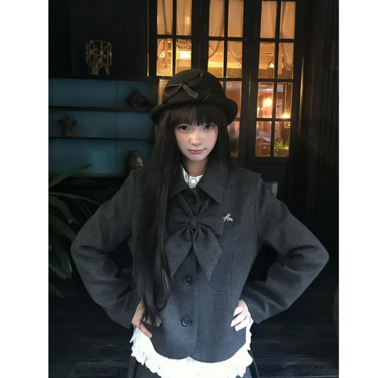 2025秋冬新款格雷系优雅毛呢外套蕾丝衬衫百褶半裙三件套保暖套装