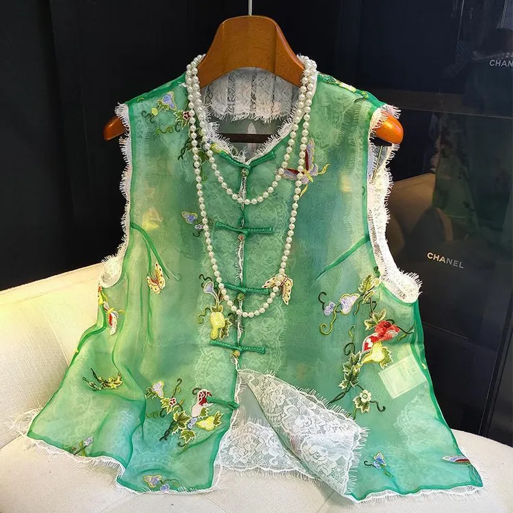 高级感盘扣马甲女2025夏季新款复古中式圆领仿真丝无袖背心唐装薄