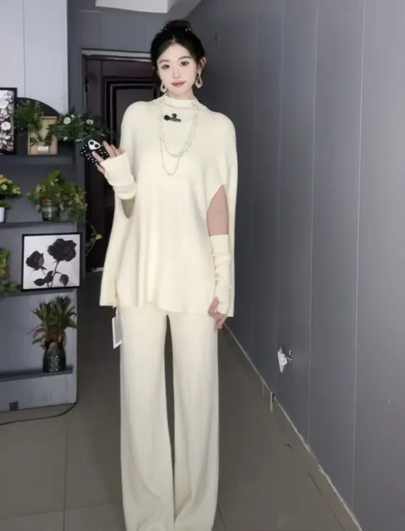 2025年早秋新款半高领斗篷设计上衣长裤两件套609